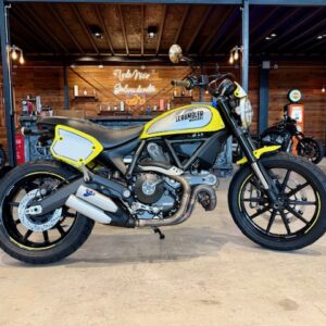 DUCATI SCRAMBLER 800 FULL THROTTLE / AÑO 2016 / 7.200 KM / U$S 13.900