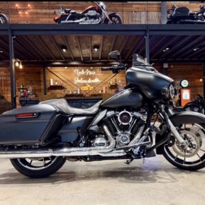 HARLEY DAVIDSON STREET GLIDE / AÑO 2020 / 1.500 KM / U$S 54.900