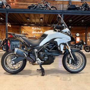 DUCATI MULTISTRADA 950 / AÑO 2018 / 19000 KM / U$S 17.500