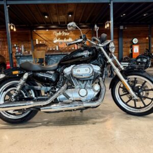 HARLEY DAVIDSON SPORTSTER 883 SUPER LOW / AÑO 2020 / 4400 KM / U$S 22.900