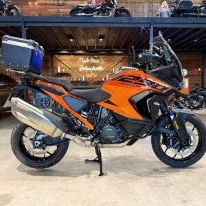 KTM 1290 SUPER ADVENTURE S / AÑO 2024 / 25.000 KM / U$S 29.900