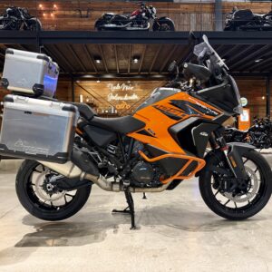 KTM 1290 SUPER ADVENTURE S / AÑO 2022 / 6.600 KM / U$S 25.700